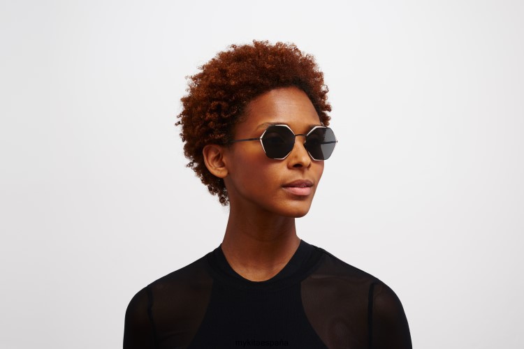 alessia montura: negro/arena|lente: gris oscuro sólido décadas MYKITA ERT23103